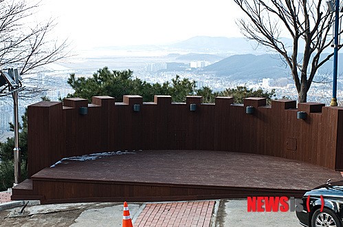 보령 옥마산 전망대 인근에 작은 공연장 조성