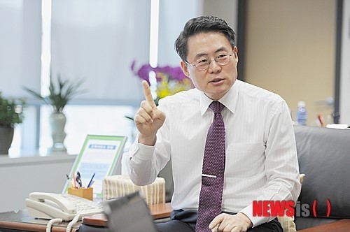 김재수aT사장 전남 농산물 해외유통업체 매장 전시 지원