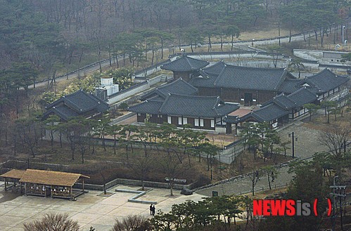 안개 낀 남산골공원