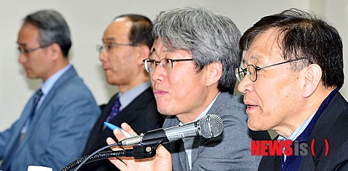 주제발제하는 김영윤 남북물류포럼 회장