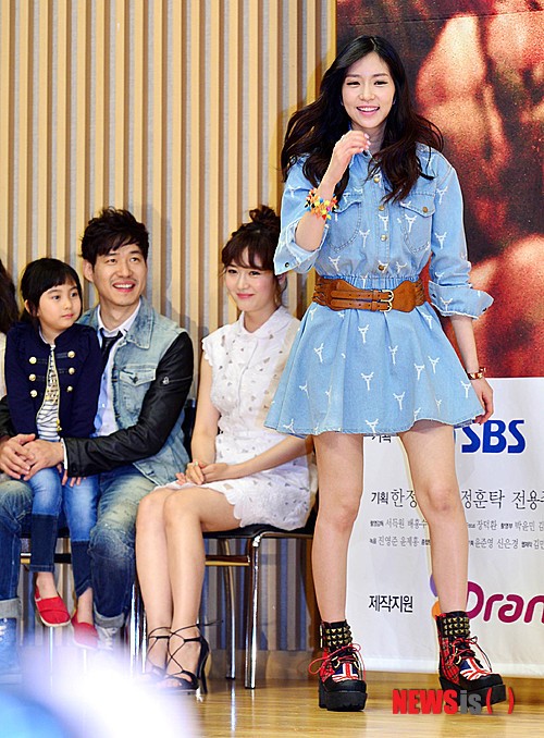 이향숙 입장 바라보는 유준상, 아빠 미소?
