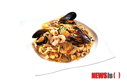 [김정환 맛집]이보다 맛있는 베트남 쌀국수, 있을까…‘포로이’