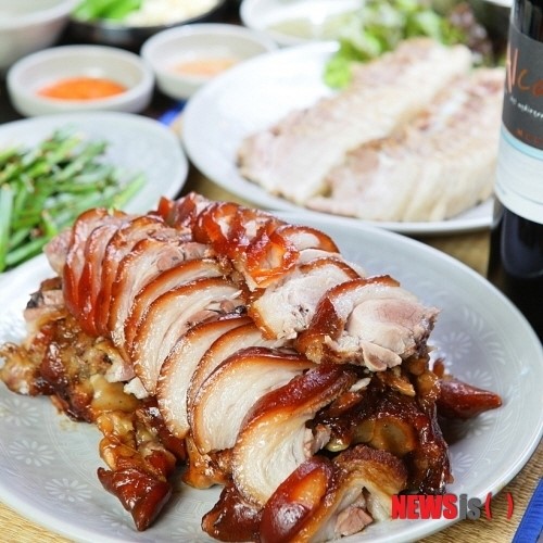 음식점 단골이 창업하는 용산맛집 가장 맛있는 족발 ‘족과의 동침’
