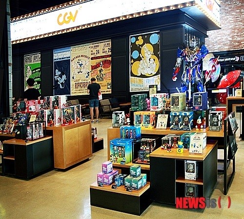 ‘디즈니 아트워크’ CGV 청주지웰시티로 왔어요