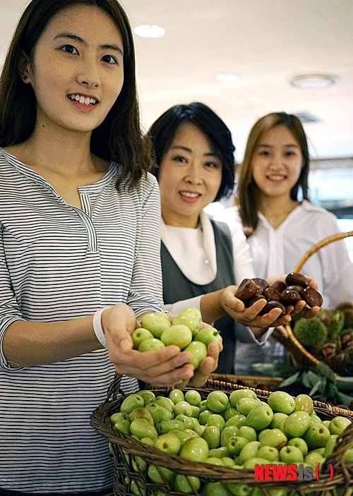 햇밤, 햇대추 사가세요
