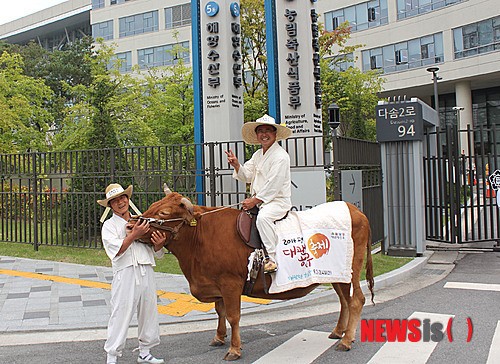 김영교 조합장, 이동필 장관님 만나러 왔습니다