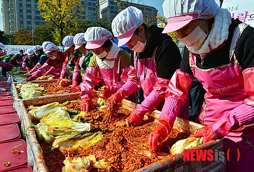 김장 담그는 서울시새마을 부녀회