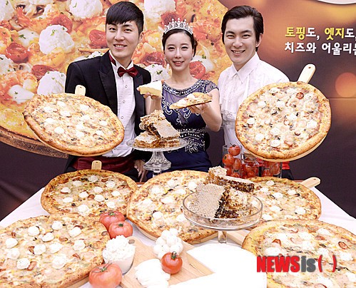 4가지 프리미엄 치즈, 올댓치즈 피자 출시