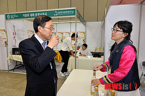 가양주 맛보는 이상길 원장