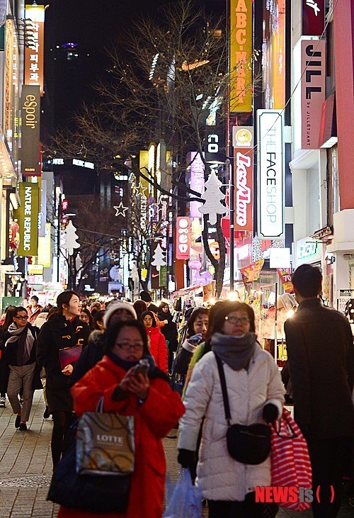 빛나는 명동거리