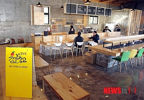제주 느영나영 감귤창고 카페 2호점 문열어