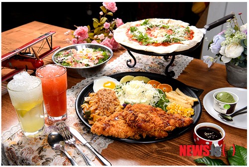 경기시흥 정왕동 맛집 돈까스밴드 가족모임 장소로 각광