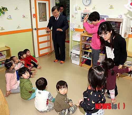어린이집 방문한 박일호 밀양시장