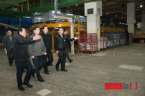 동서울우편집중국 방문한 최양희 장관