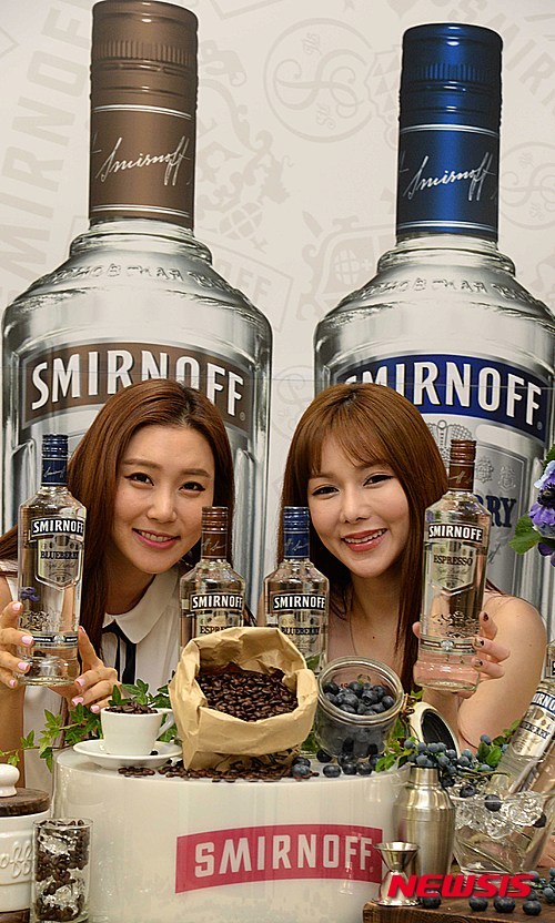 디아지오코리아, 스미노프 에스프레소·블루베리 플레이버 출시