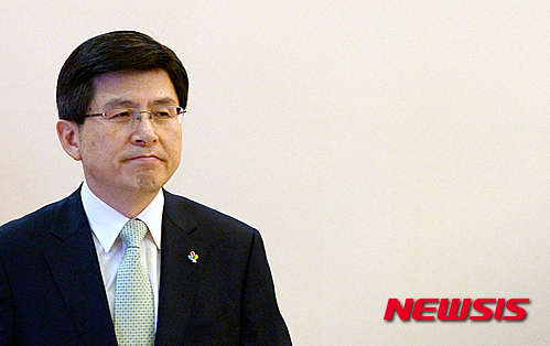 임명장 받기위해 청와대 찾은 황교안 신임 국무총리