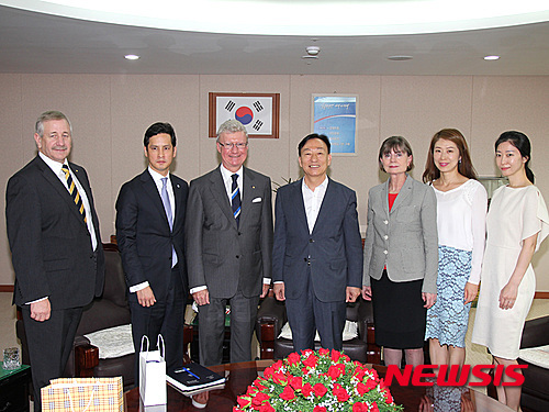 호주 퀸즈랜드 주지사 일행, 대전시교육청 방문