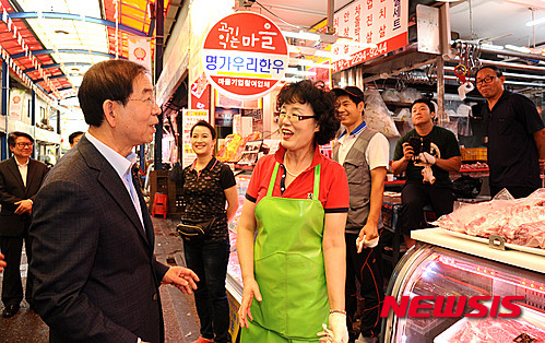 마장 축산도매시장 찾은 박원순 서울시장