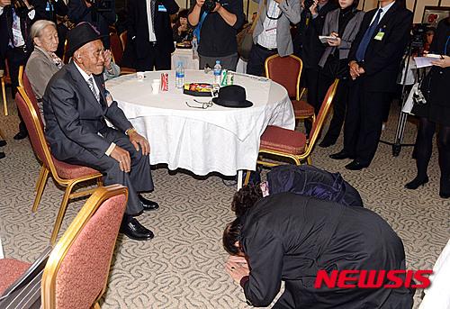  이산가족상봉- 65년만에 만난 부부 | 인스티즈