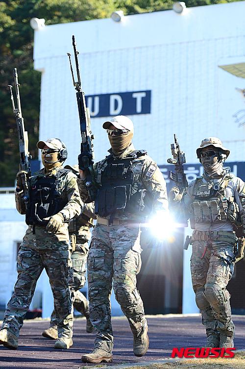 강한 해군특수전전단(UDT) 대원
