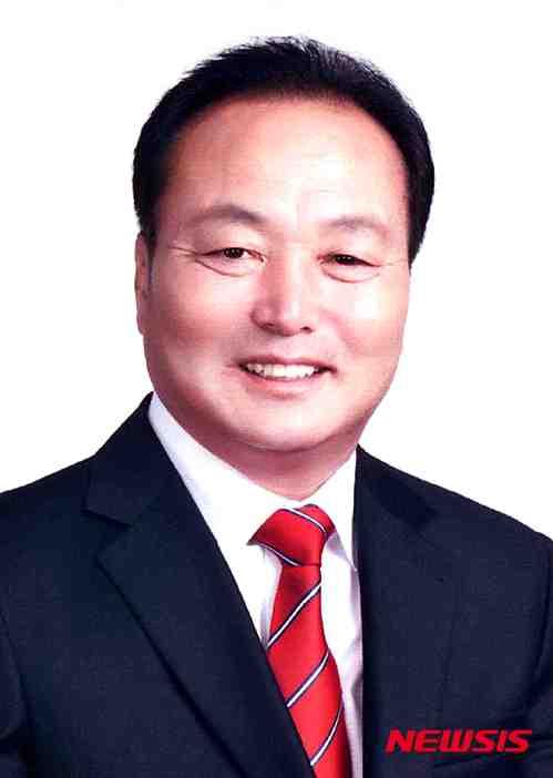 프로축구단 추진 비판한 김현기 청주시의원
