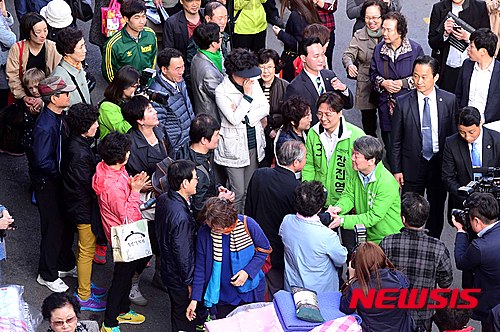 남성시장에 안철수가 떳다