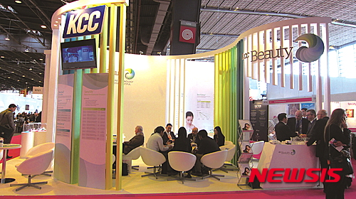 KCC, 실리콘제품으로 화장품사업 강화