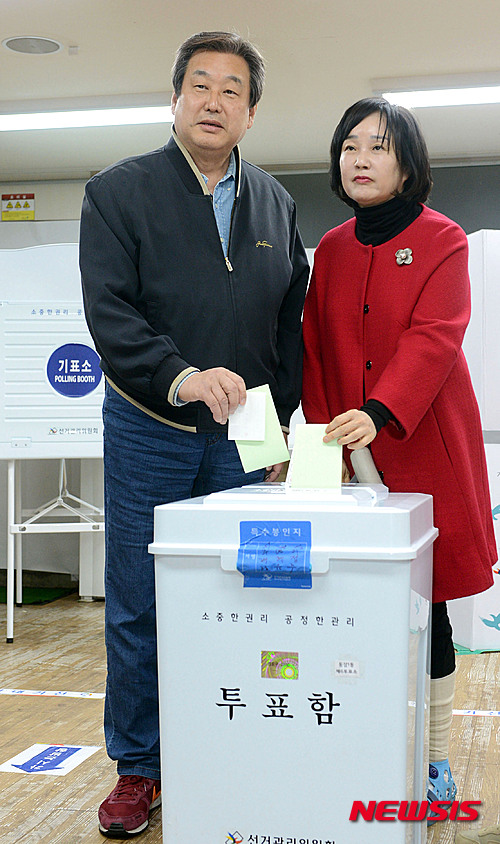 표표하는 김무성 대표