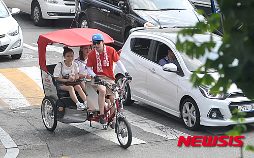 더운날씨엔 인력거가 최고