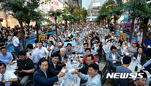 신촌에서 즐기는 맥주 축제