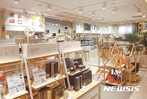 AK플라자 홈쇼핑 히트상품, 백화점에서도 잘 팔리네