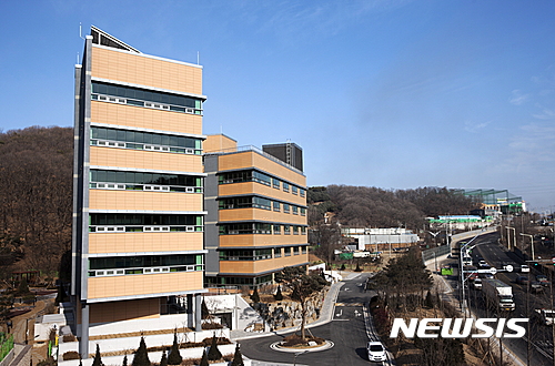 수도권매립지 지역주민 위한 요양센터 개원
