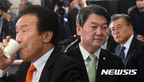 오늘 같은자리에서 만난 문재인 안철수 손학규 남경필 | 인스티즈
