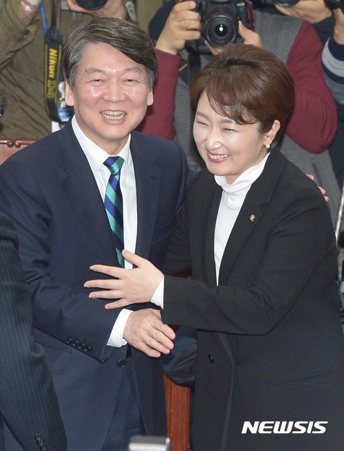 가생이닷컴>커뮤니티 > 이슈 게시판 > 이언주 친정같아요