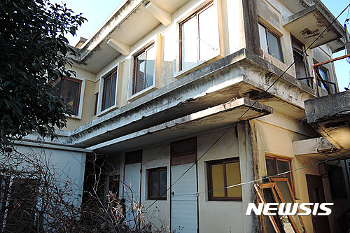 아트스테이로 리모델링 앞둔 울산 장생포 옛 여인숙
