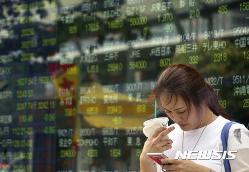 일본 증시, 美주가 상승·엔저에 닛케이 0.45% 상승 마감