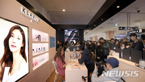 진주코스메틱 클라뷰, 롯데백화점 잠실점에 단독 팝업스토어 오픈