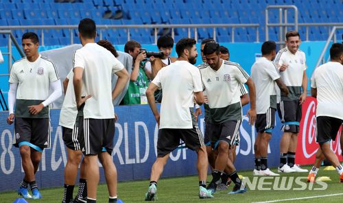 한국전 앞둔 멕시코 대표팀