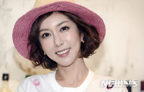 [단독]거액 도박 빚 슈 검찰 비공개 출석…변제 충분히 소명
