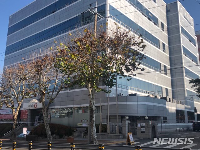 거미줄처럼 얽혀 있는 D급 통신 시설…대구도 24곳 달해