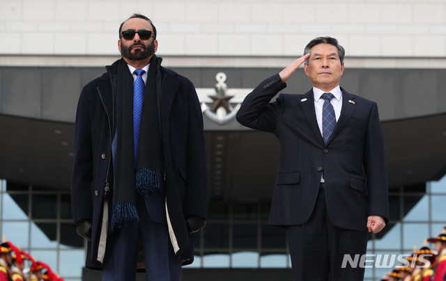 한-UAE 국방장관 의장대 사열