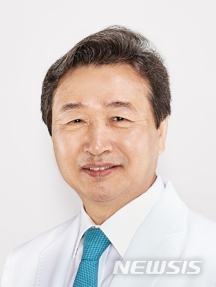 대한한방병원협회장에 신준식 자생의료재단 명예이사장 연임 