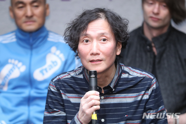 자전거 탄 풍경