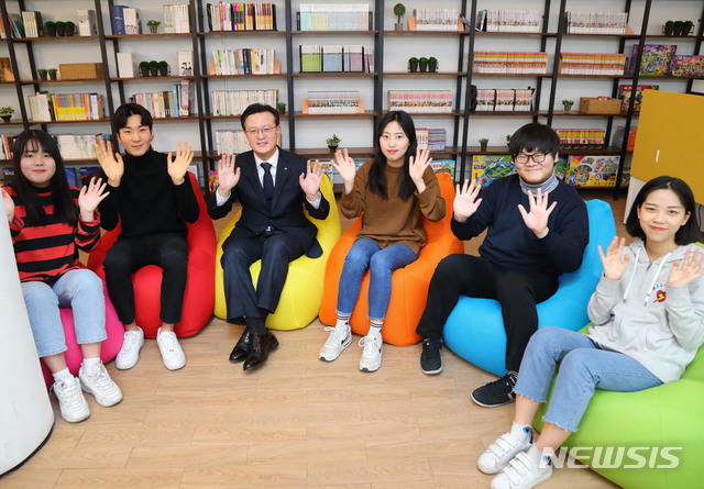 여의도 지하보도, 청소년 자율문화공간 변신