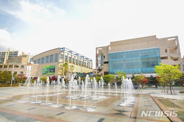  현대중공업, 47년째 한결같은 울산 사랑 눈길