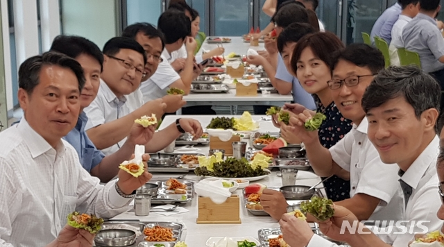 충남농협, 주 2회 돼지고기 먹는 날 운영