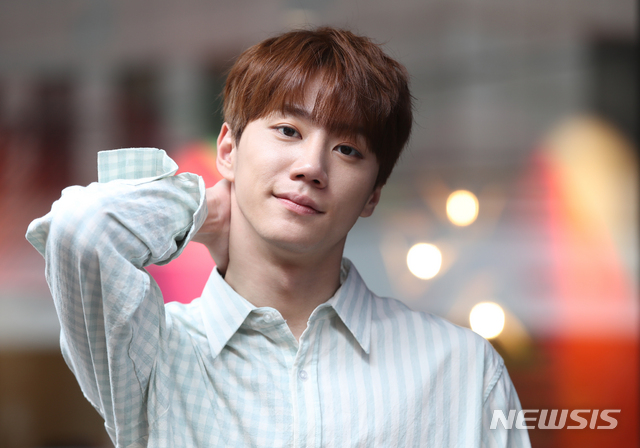배우 이준영