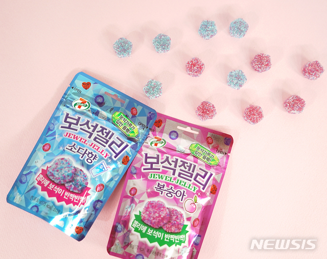 인싸는 껌 대신 젤리…세븐일레븐, PB 젤리 라인업 강화