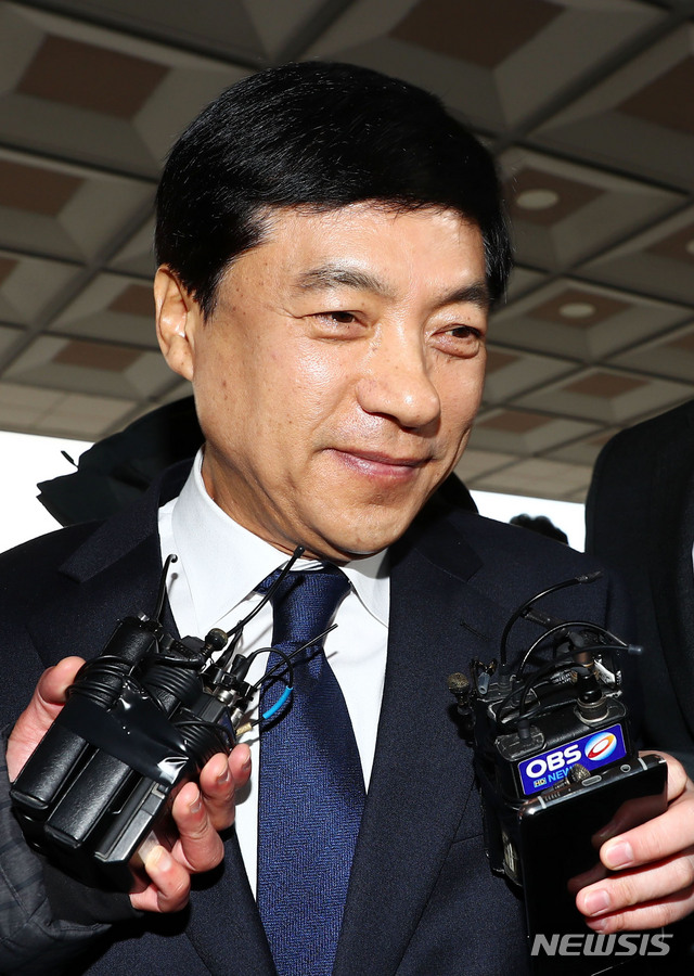 첫 출근하는 이성윤 신임 서울중앙지검장