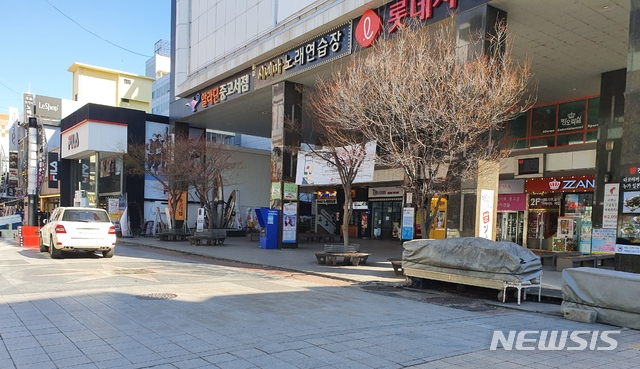 [르포]충북 도심·번화가 공동화, 극장·성안길·시장 시민발길 뚝